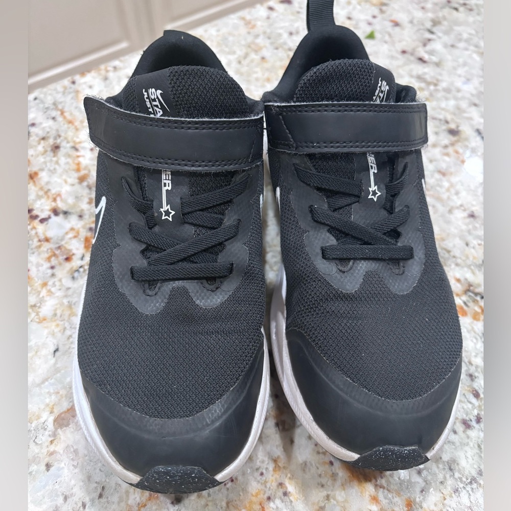 Nike Star Runner Shoes